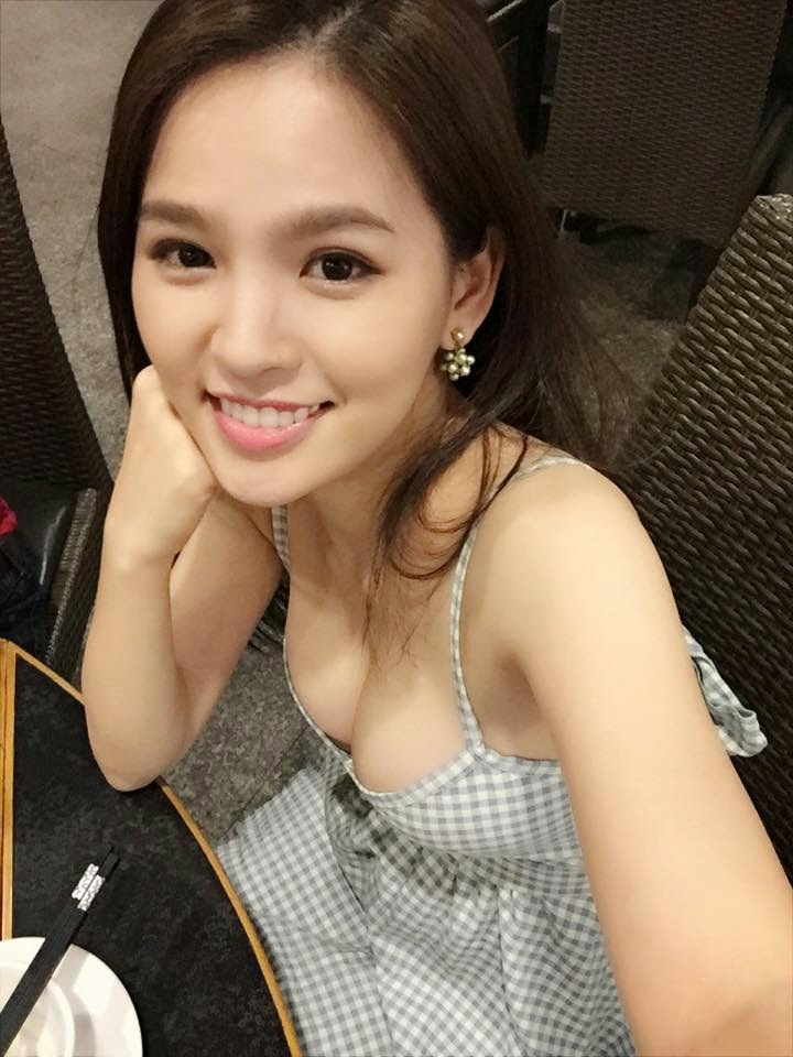 《职场妻子的出轨》